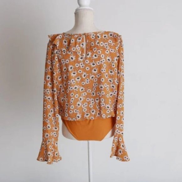 Sadie & Sage Mustard Yellow Floral Ruffle Bodysuit - Picture 2 of 5